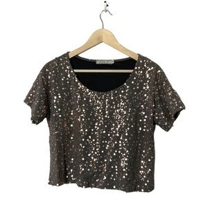Chloe K crop top‎ sequin short sleeve Medium